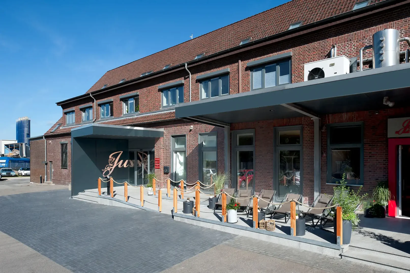 groepper architekten referenz gewerbebau 11 konditorei junge verwaltung eingang