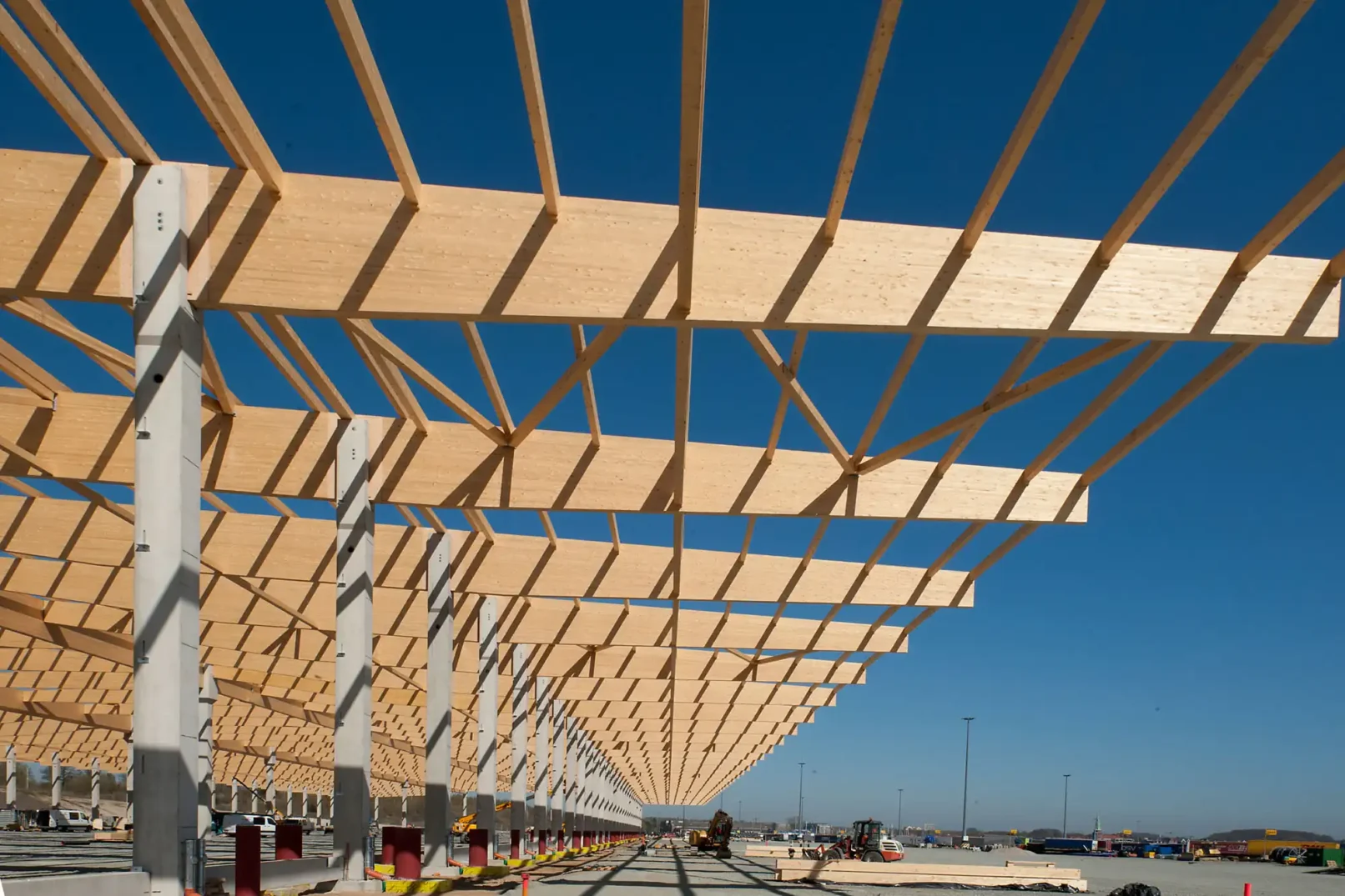 groepper architekten referenz industriebau 06 lpa forstprodukteterminal skandinavienkai brettschichtholzbinder