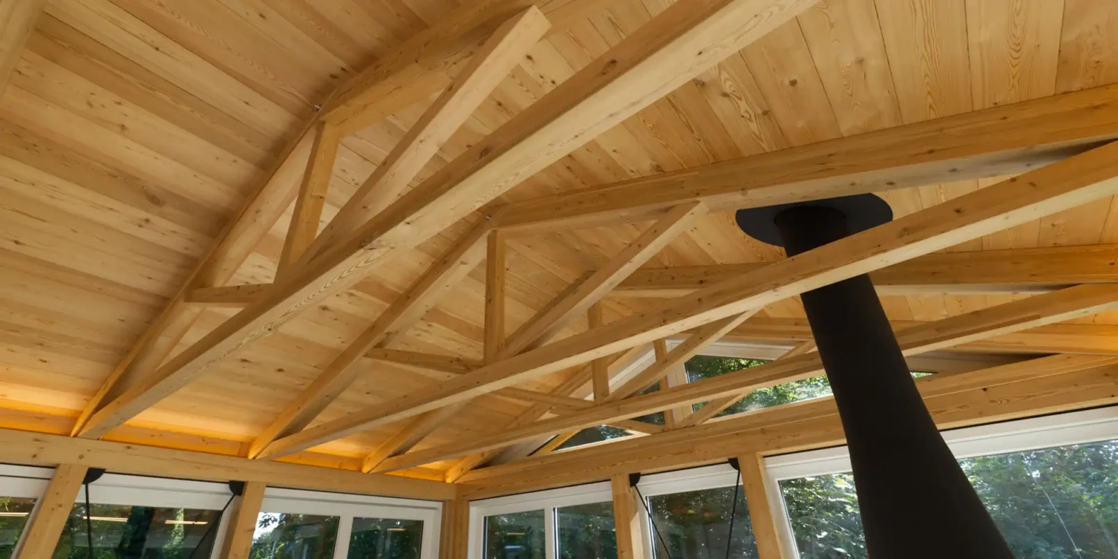 groepper architekten referenz wohnungsbau luebeck 06 gartenatelier dachtragwerk holzschalung