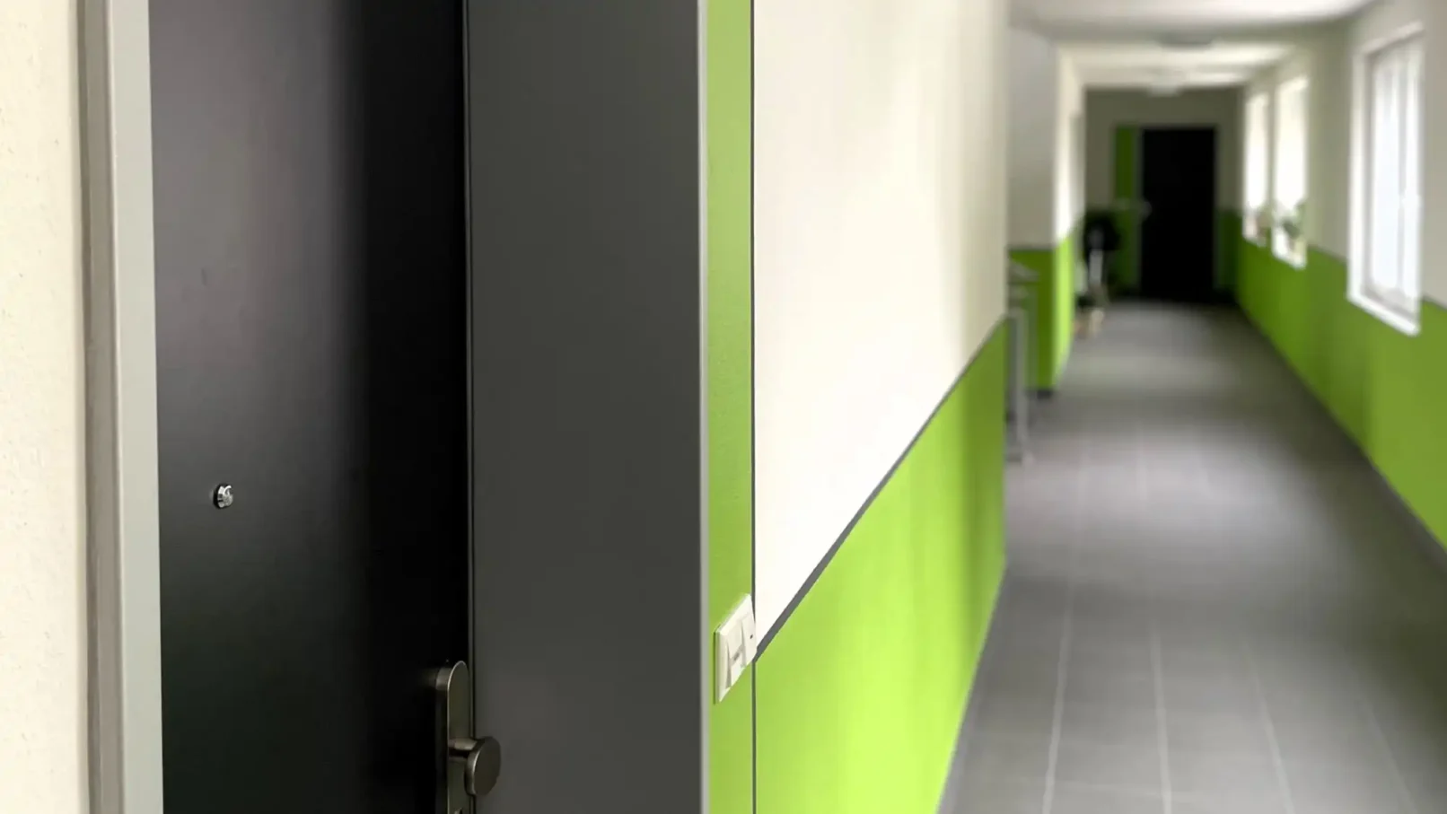 groepper architekten referenz wohnungsbau luebeck trave rothebek flurgestaltung malerarbeiten